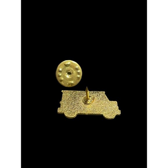 Vintage Yellow School Star Bus Teacher and Students Enamel Brooch Pin Jewelry - Picture 4 of 5